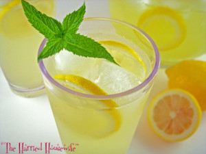 Easy Spiked Lemonade